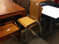 4st stapelstolar